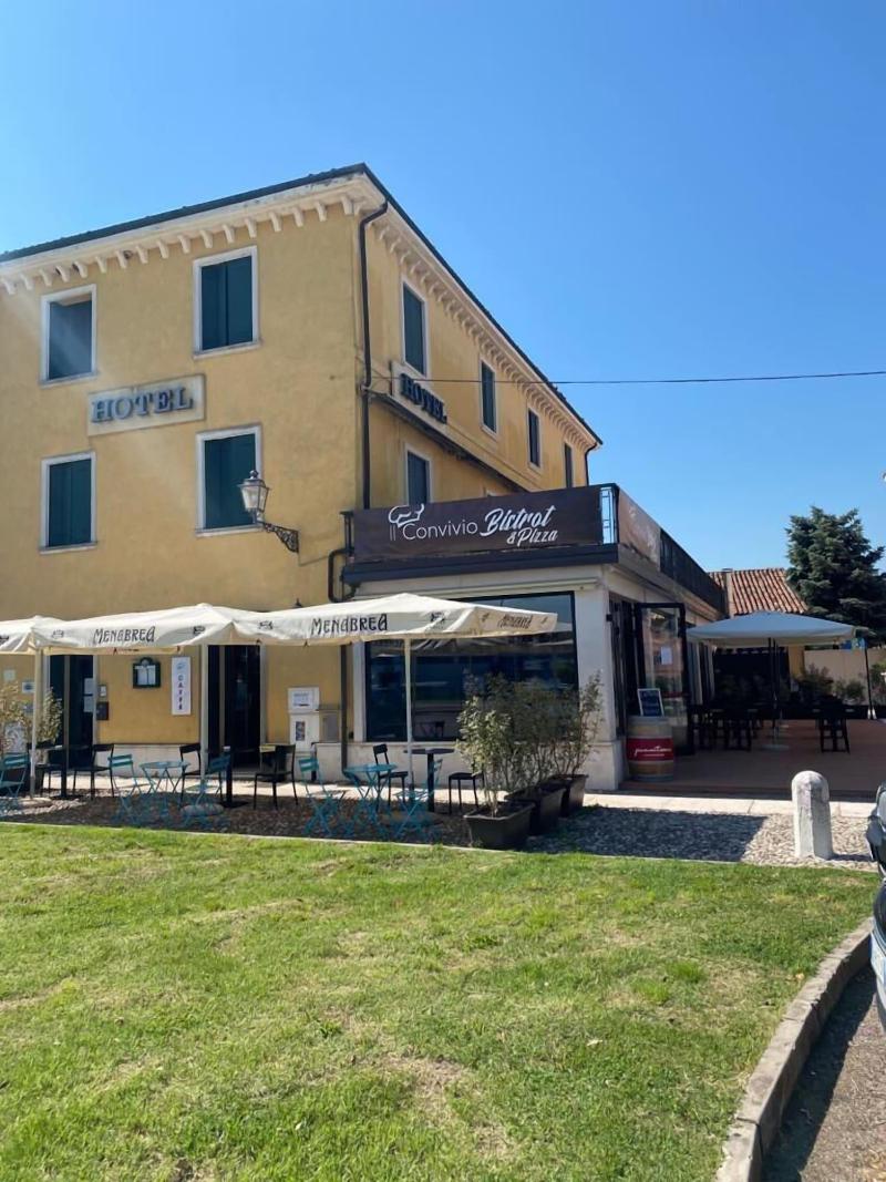 Villanova Hotel - Genel