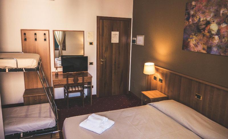Villanova Hotel - Oda