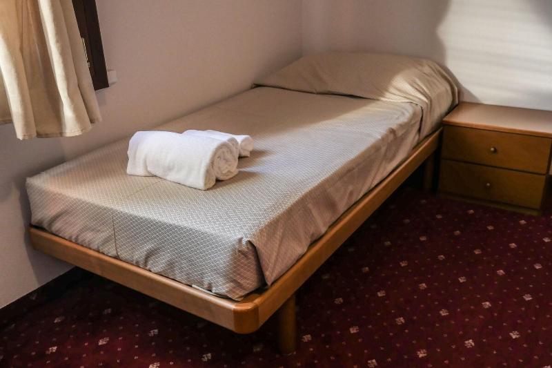 Villanova Hotel - Oda