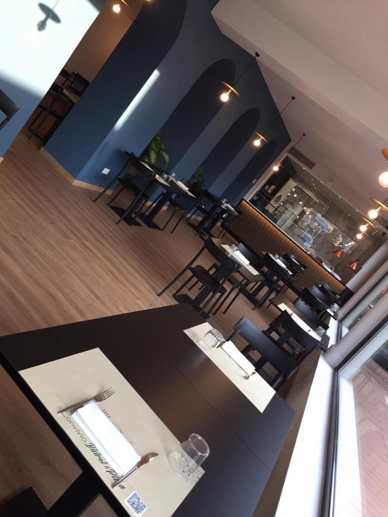 Villanova Hotel - Restoran