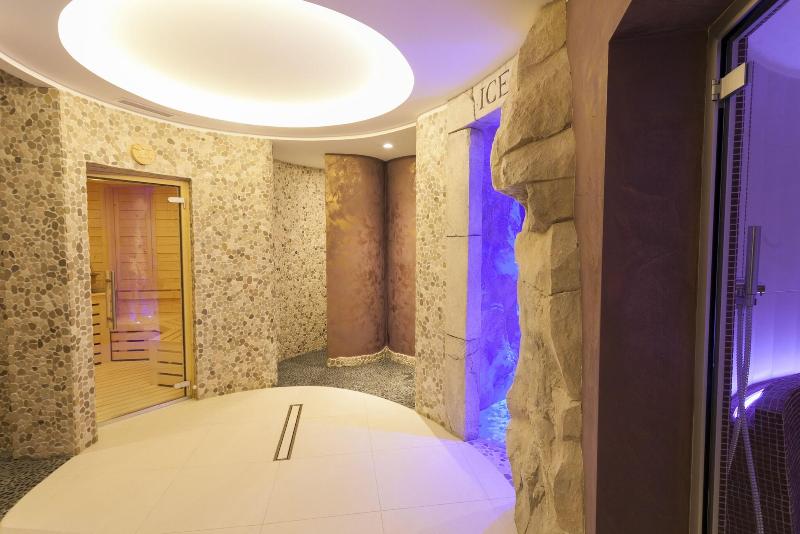 Alpine Charme & Wellness Hotel Europeo - Aktivite