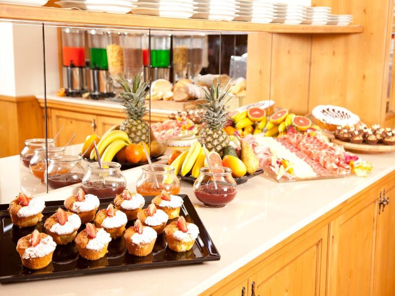 Alpine Charme & Wellness Hotel Europeo - Oda