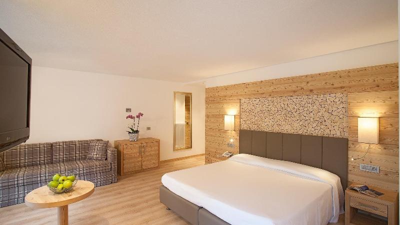 Alpine Charme & Wellness Hotel Europeo - Oda