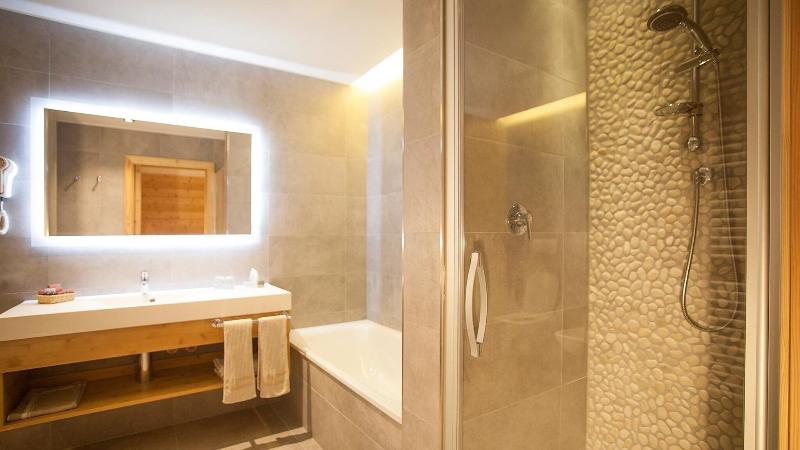 Alpine Charme & Wellness Hotel Europeo - Oda