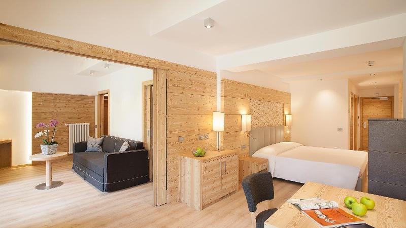 Alpine Charme & Wellness Hotel Europeo - Oda