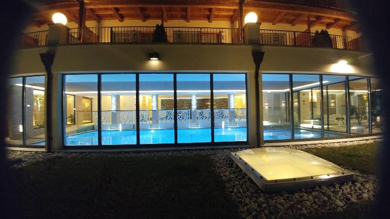 Alpine Charme & Wellness Hotel Europeo - Havuz