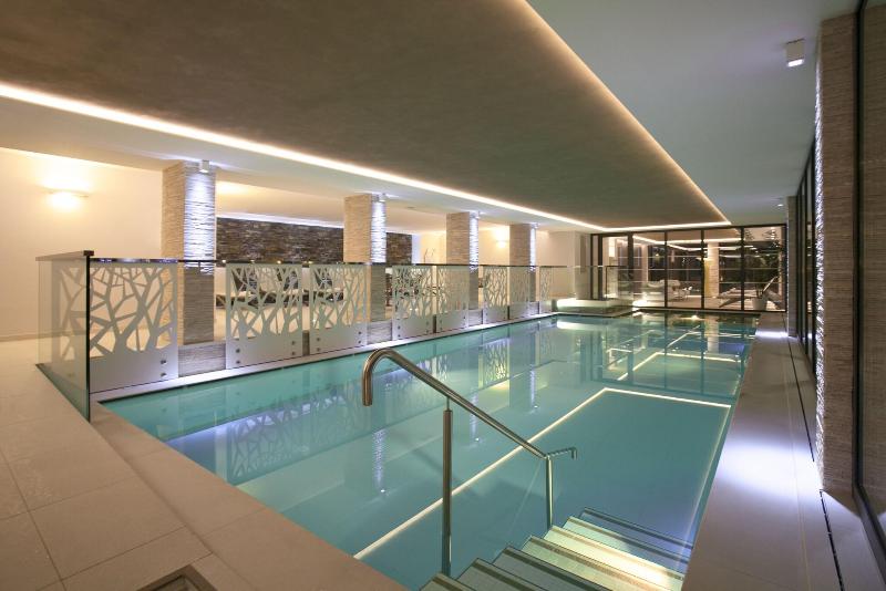Alpine Charme & Wellness Hotel Europeo - Havuz