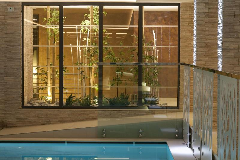 Alpine Charme & Wellness Hotel Europeo - Havuz