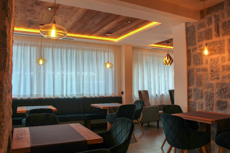Edelweiss Alpine Nature Hotel - Lobi