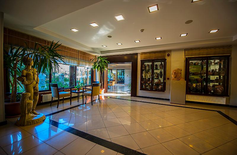 Iris Otel - Genel