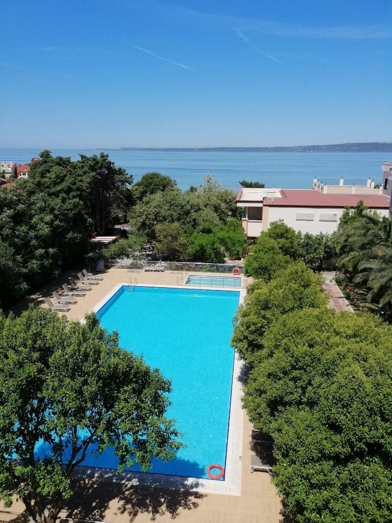 Iris Otel - Genel