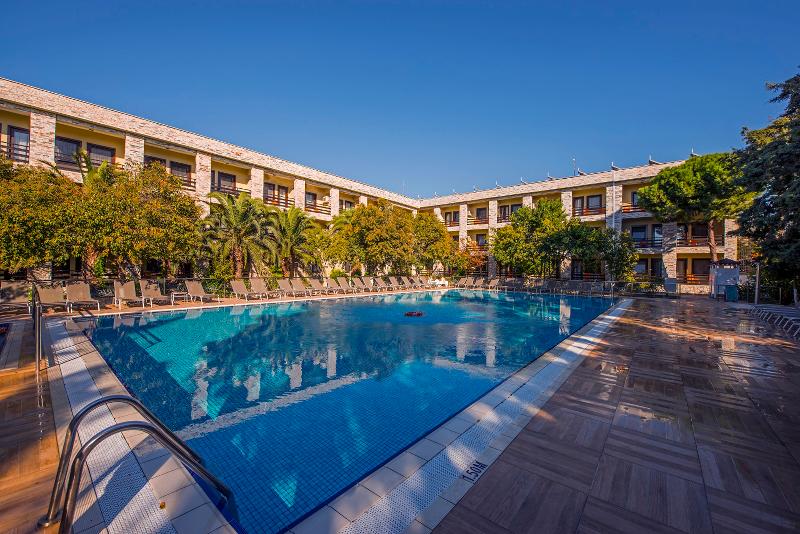 Iris Otel - Havuz