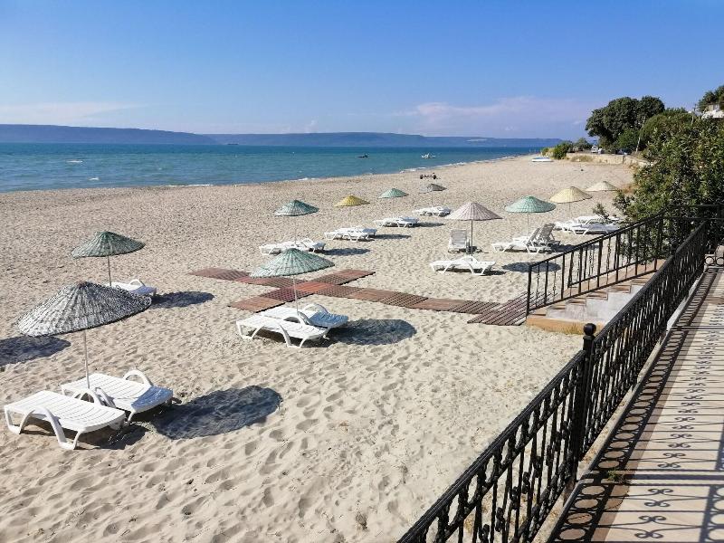 Iris Otel - Plaj