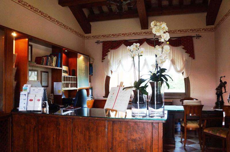 La Tavernetta Al Castello - Lobi