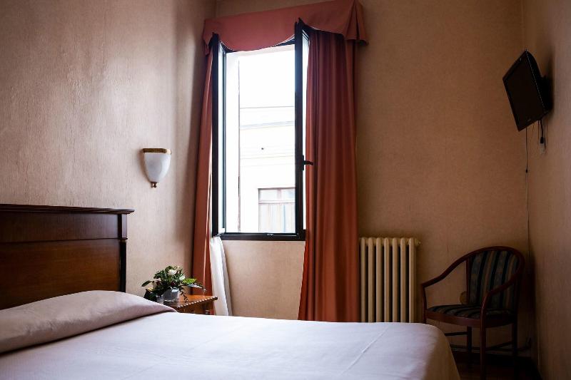 Hotel Astor Piacenza - Oda