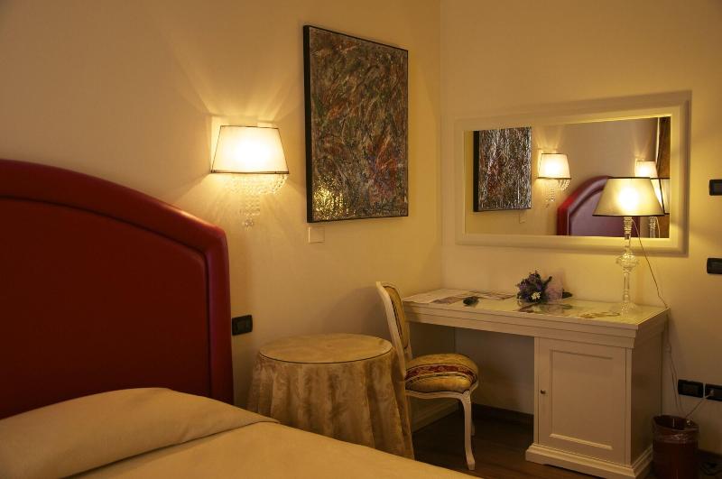 Hotel Torre Della Vittoria 1928 - Oda