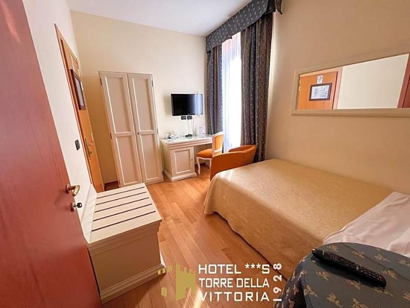 Hotel Torre Della Vittoria 1928 - Oda