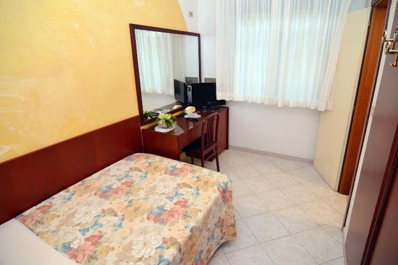 Hotel Adele - Oda