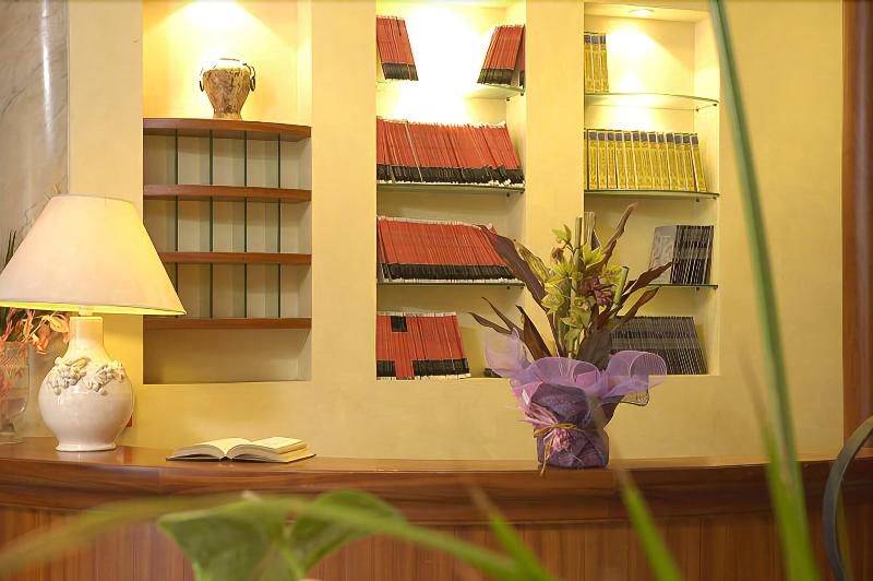 Hotel Derby - Lobi