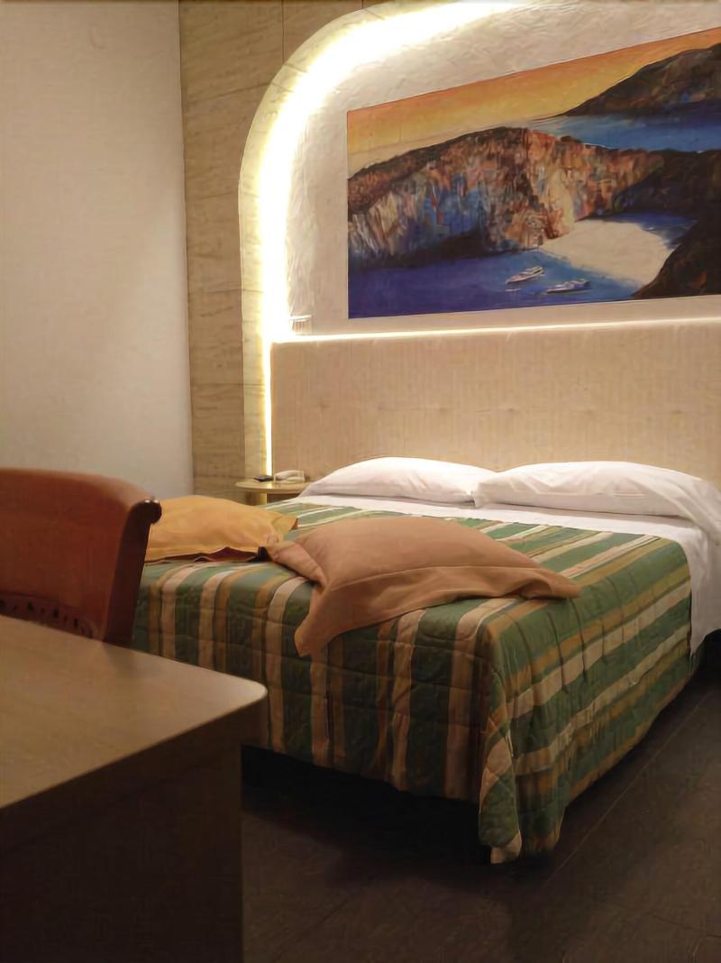 Hotel Derby - Oda