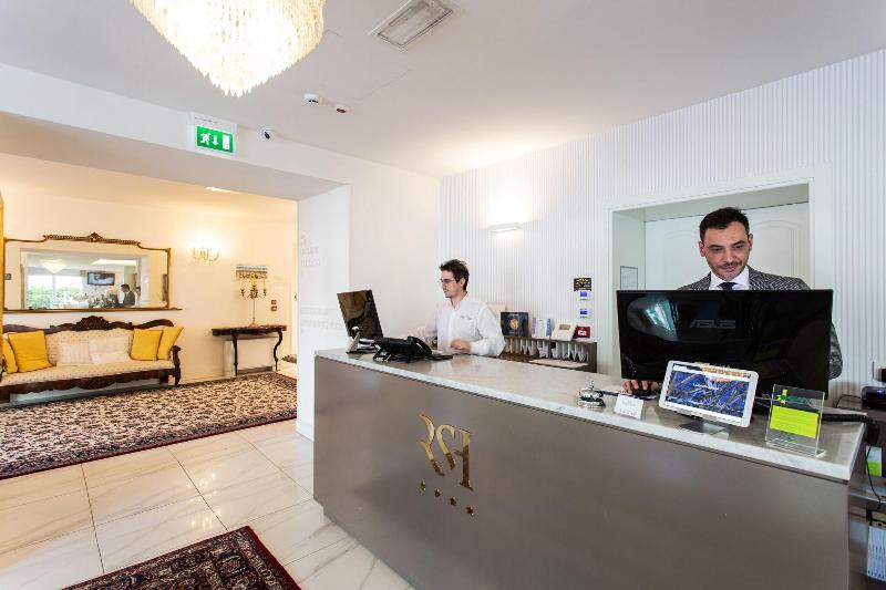 Rimini Suite Hotel - Lobi