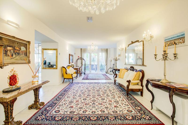 Rimini Suite Hotel - Lobi
