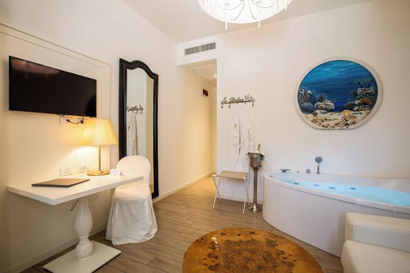 Rimini Suite Hotel - Oda