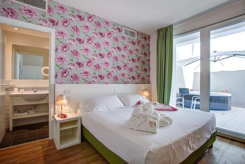Rimini Suite Hotel - Oda