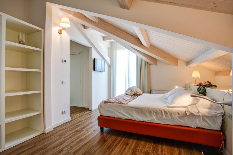 Rimini Suite Hotel - Oda