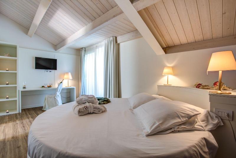 Rimini Suite Hotel - Oda