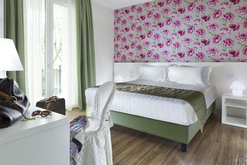 Rimini Suite Hotel - Oda
