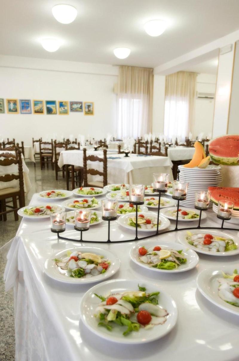Hotel Confort - Restoran