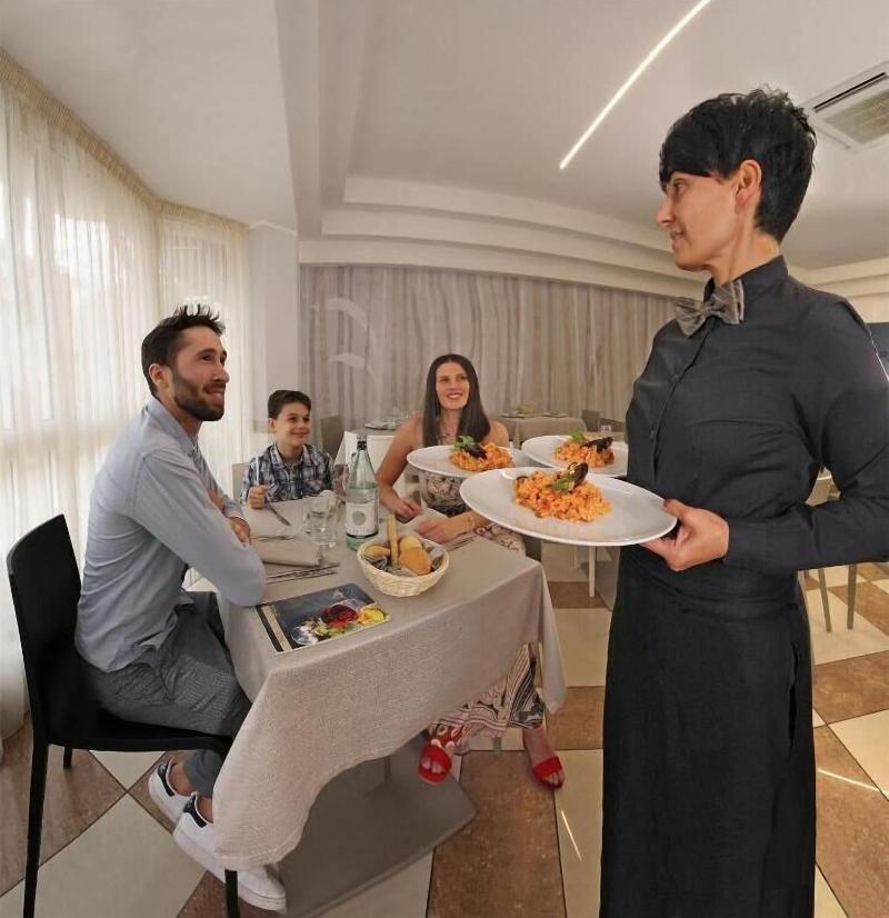 Hotel & Residence Continental - Restoran