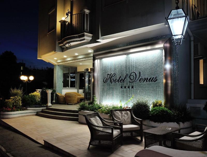 Hotel Venus - Genel