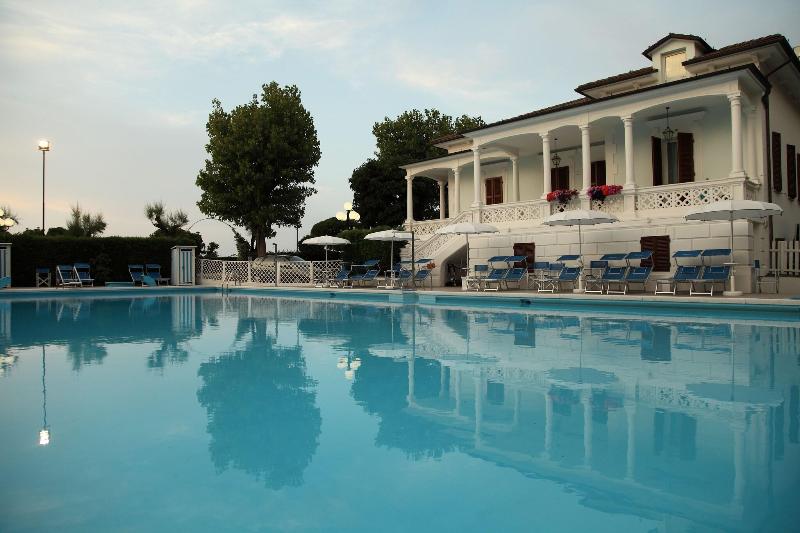 Hotel Venus - Havuz