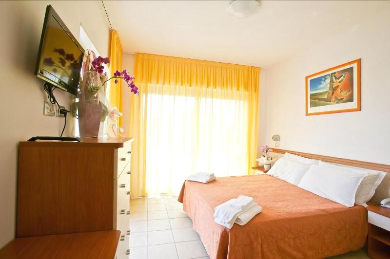 Hotel Adria Beach Club - Oda