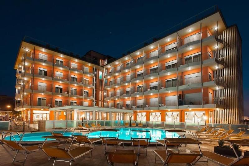 Hotel Adria Beach Club - Plaj