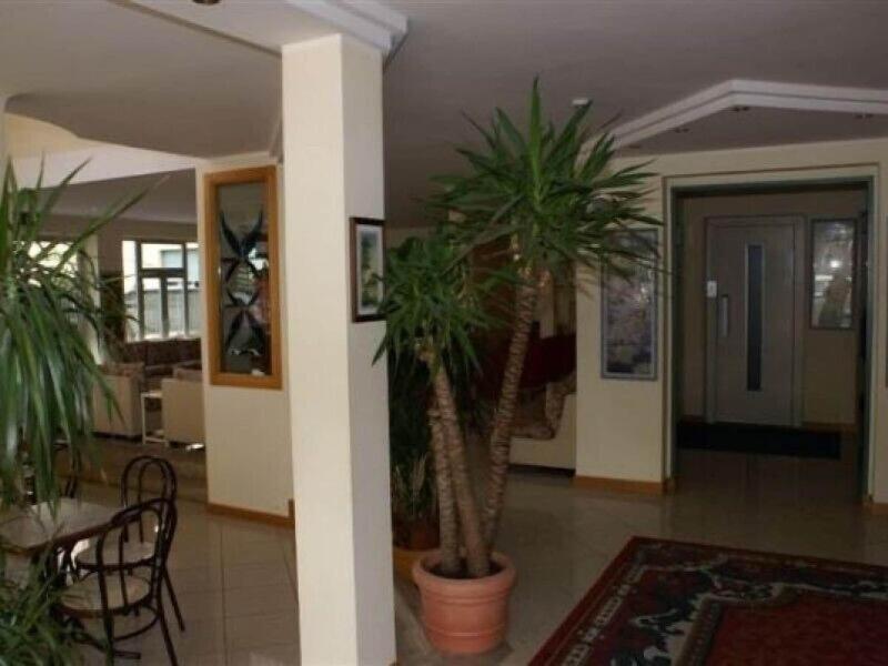 Hotel Rugantino - Lobi