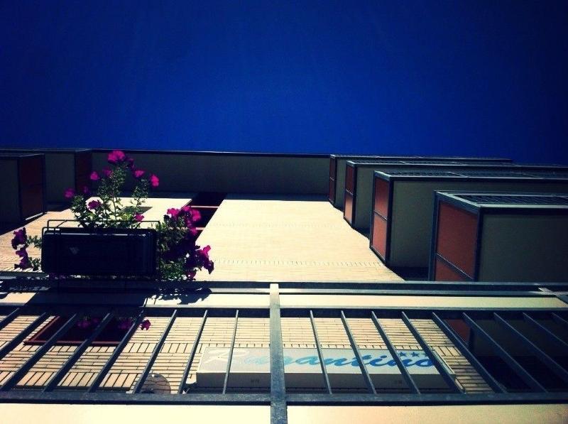 Hotel Rugantino - Genel