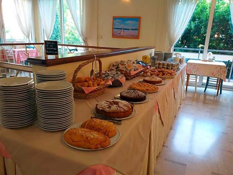 Hotel Rugantino - Genel