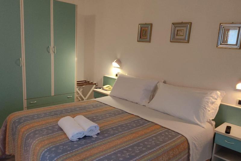 Kristalex Pet Family Hotel - Oda