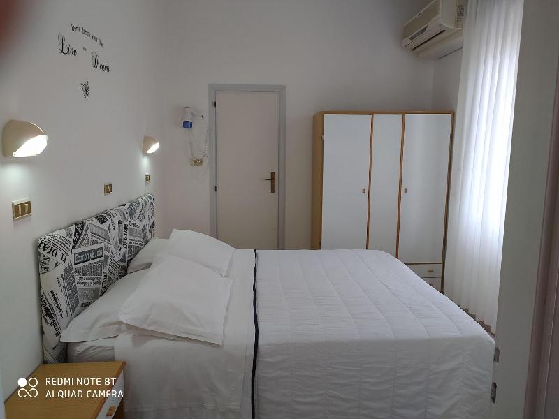 Kristalex Pet Family Hotel - Oda