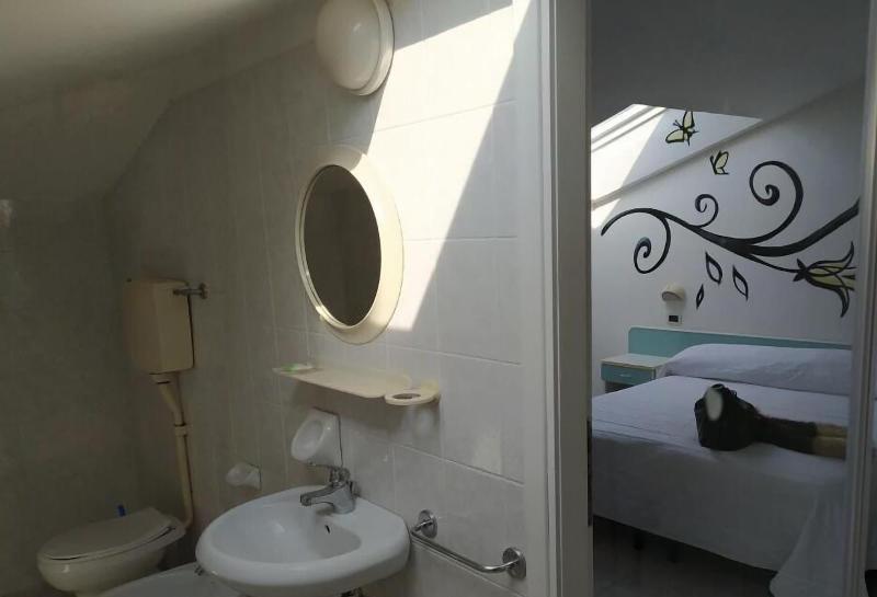 Kristalex Pet Family Hotel - Oda