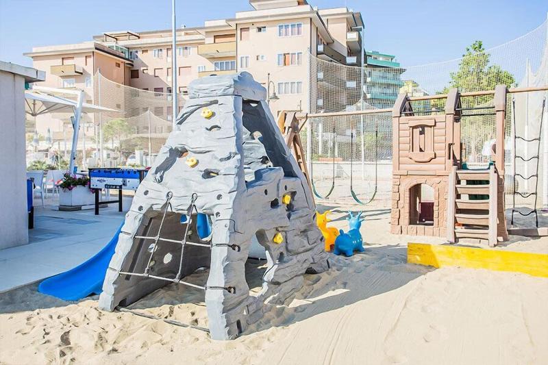 Kristalex Pet Family Hotel - Plaj