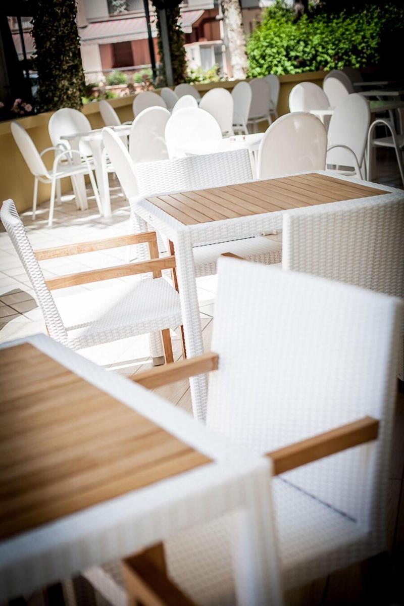 Kristalex Pet Family Hotel - Teras