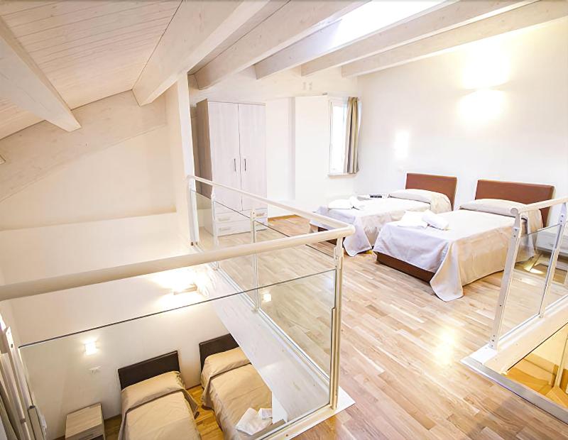 Hotel Arezzo Sport College - Oda