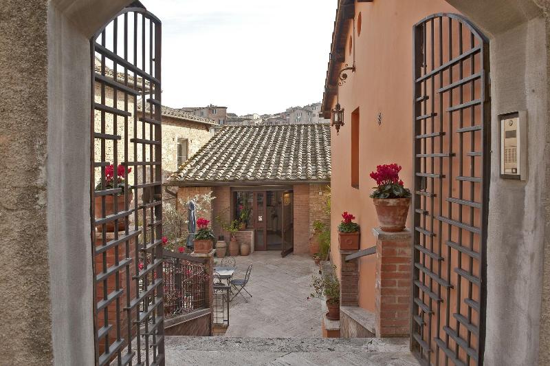 Hotel Alma Domus - Genel