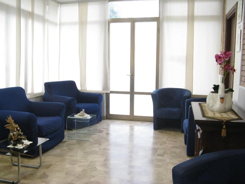 Hotel Luca - Lobi