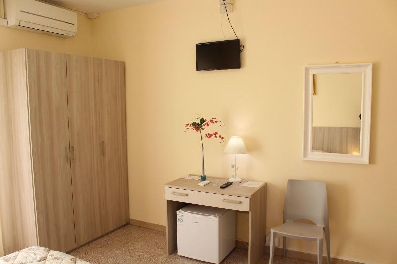 Hotel Luca - Oda