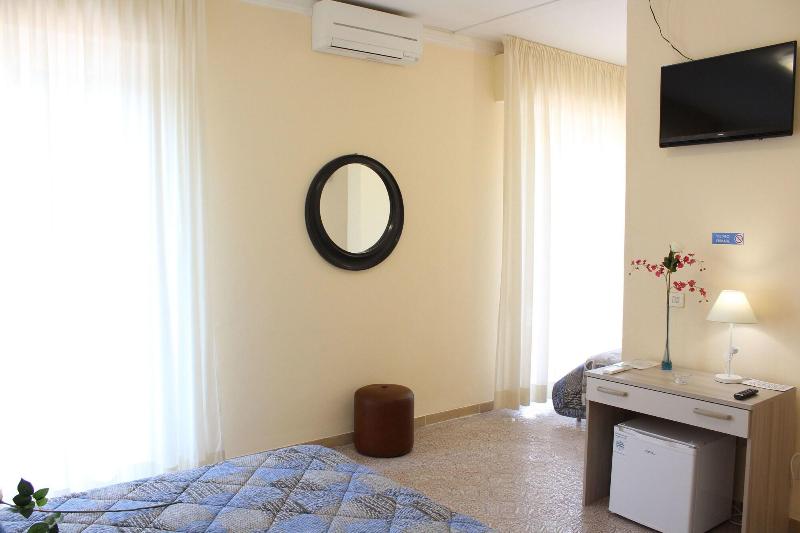 Hotel Luca - Oda